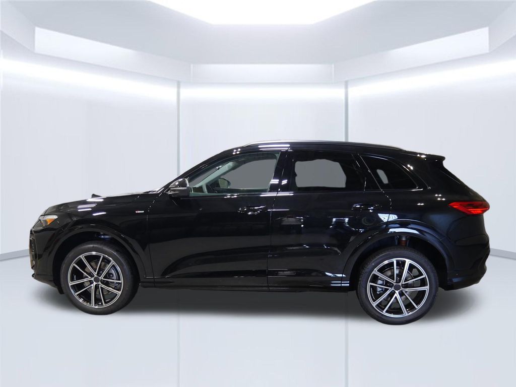 Thumbnail: 2026 Audi Q5 - 2