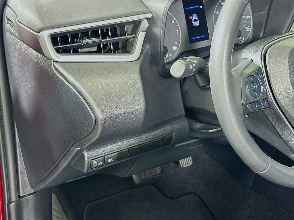 Thumbnail: 2024 Toyota Corolla - 10