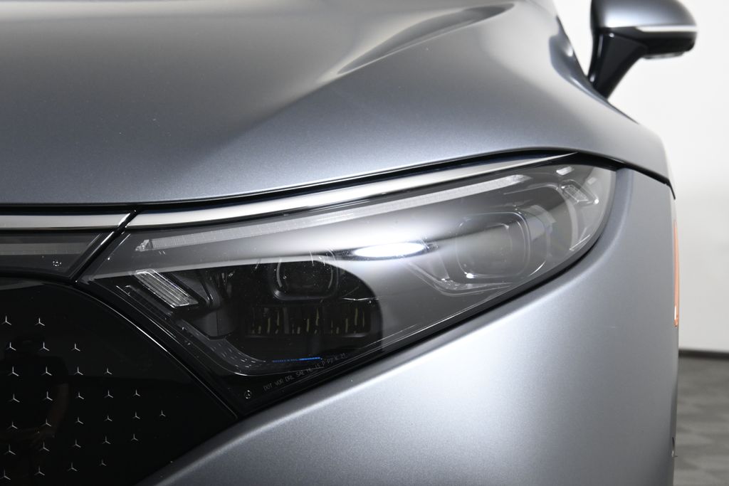 Thumbnail: 2023 Mercedes-Benz EQS - 10