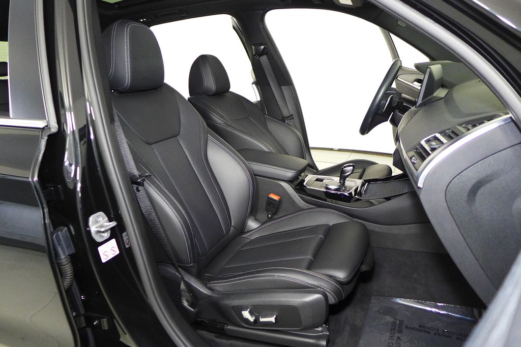 Thumbnail: 2022 BMW X3 - 19