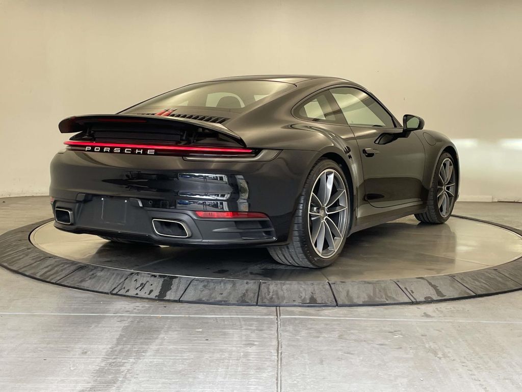 2021 Porsche 911 Carrera - 6