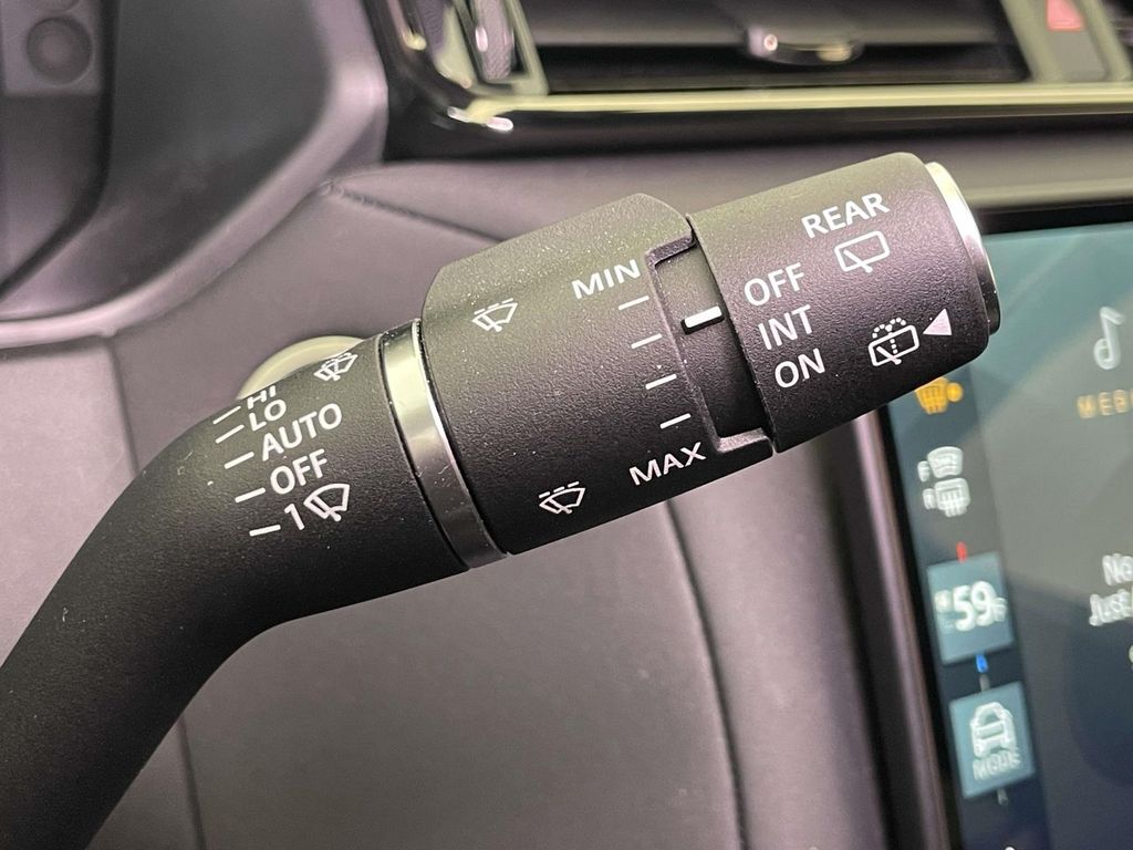 2025 Land Rover Range Rover Velar Dynamic SE  at Phil Fitts Ford