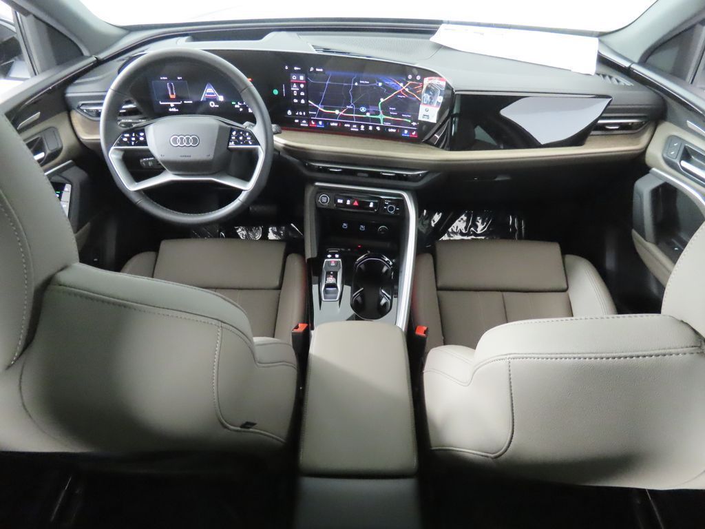 Thumbnail: 2025 Audi Q5 - 11