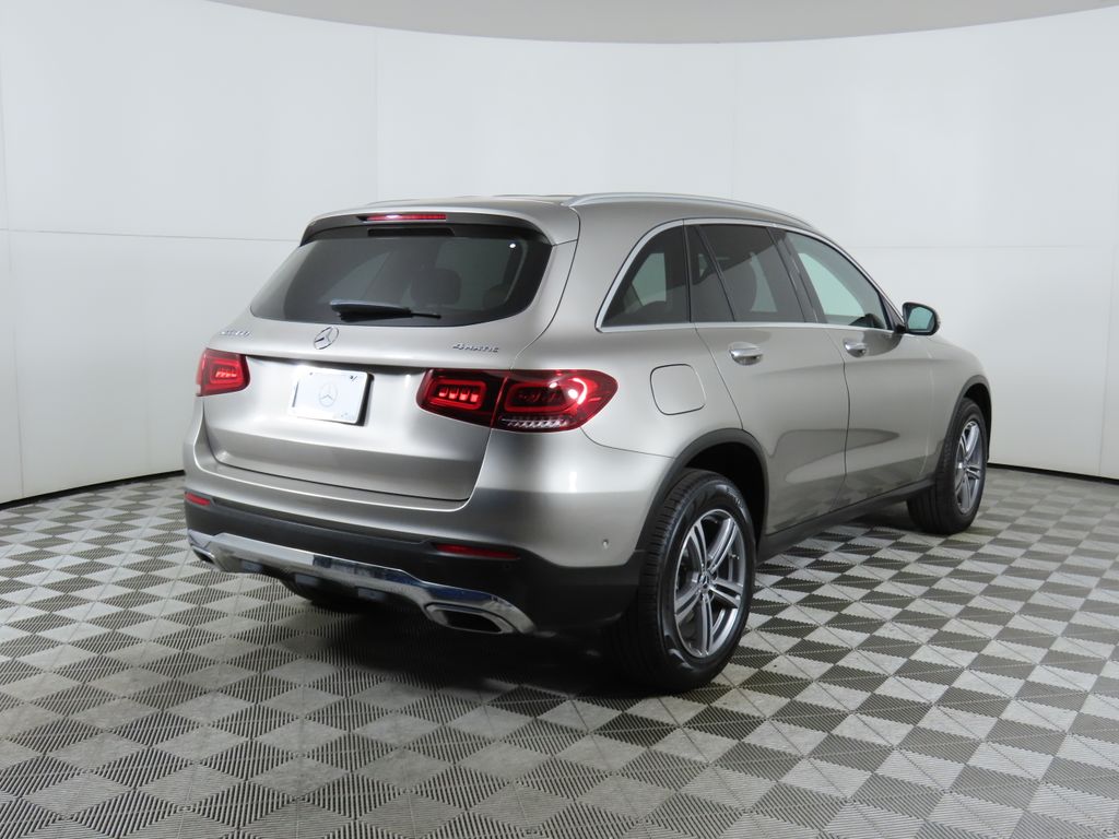 2022 Mercedes-Benz GLC 300 5