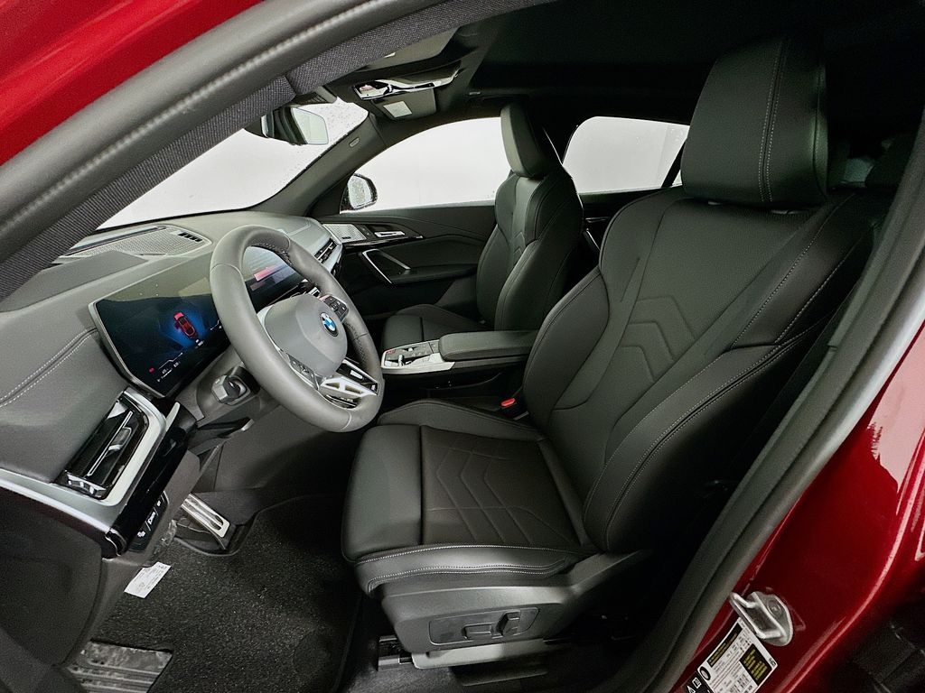 2025 BMW X2 xDrive28i 16