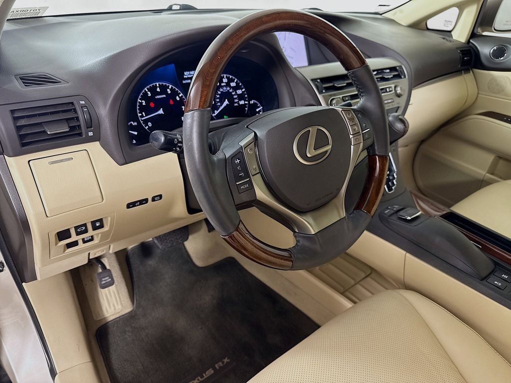 Thumbnail: 2015 Lexus RX - 9