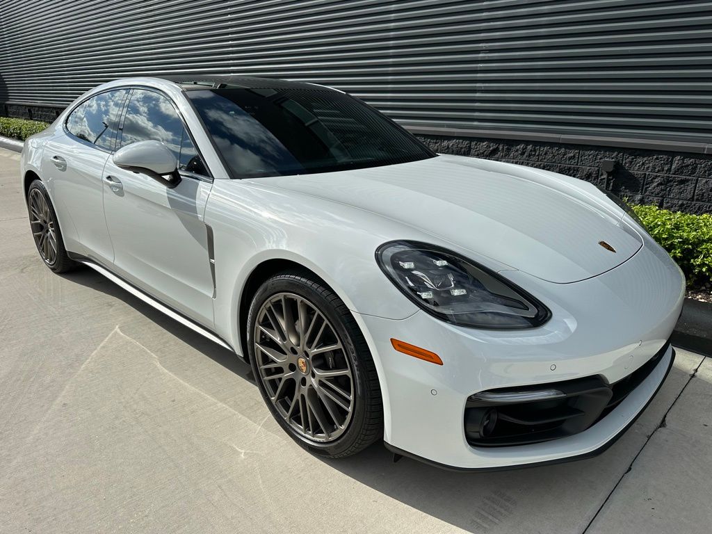 Thumbnail: 2023 Porsche Panamera - 11
