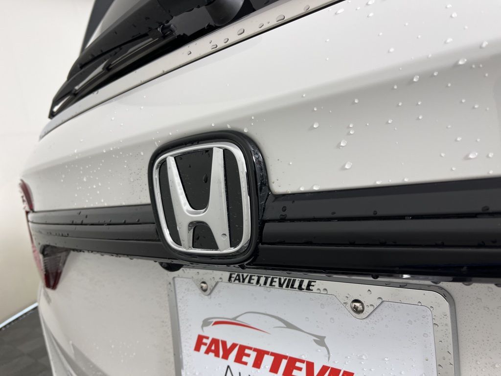 Thumbnail: 2026 Honda Odyssey - 21