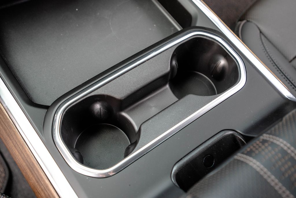 2026 Chevrolet Silverado 2500 HD High Country - Photo 34