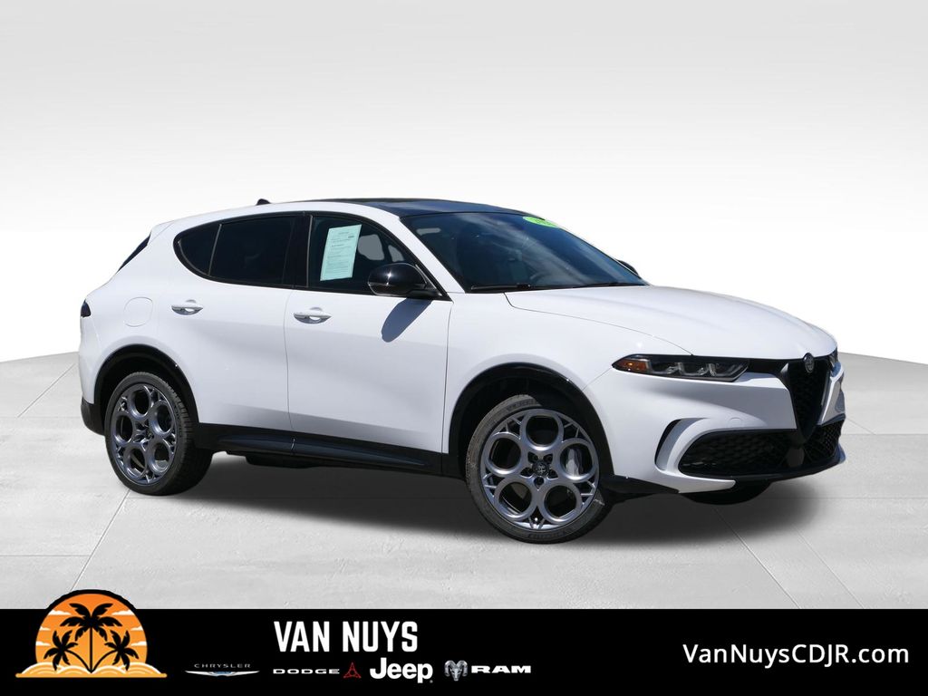 2025 Alfa Romeo Tonale Hybrid Blanco  Tracción en las cuatro ruedas 6 velocidades Automática
