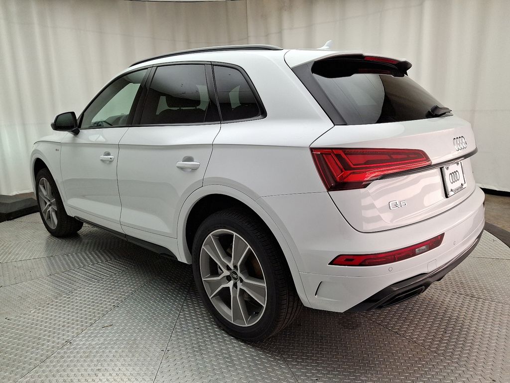 2025 Audi Q5  4