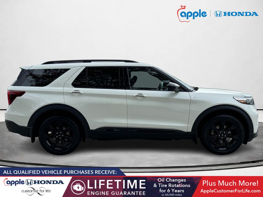 2024 Ford Explorer ST-Line