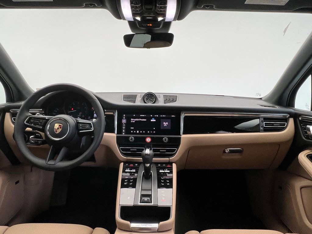 Thumbnail: 2025 Porsche Macan - 6