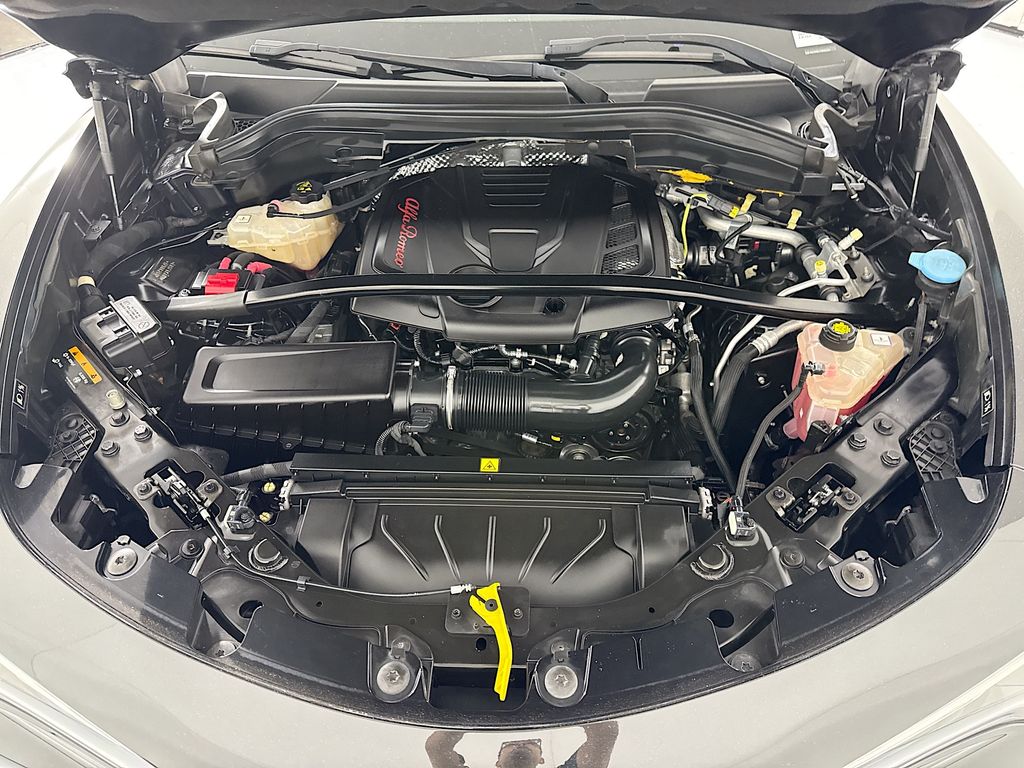 Thumbnail: 2018 Alfa Romeo Stelvio - 29