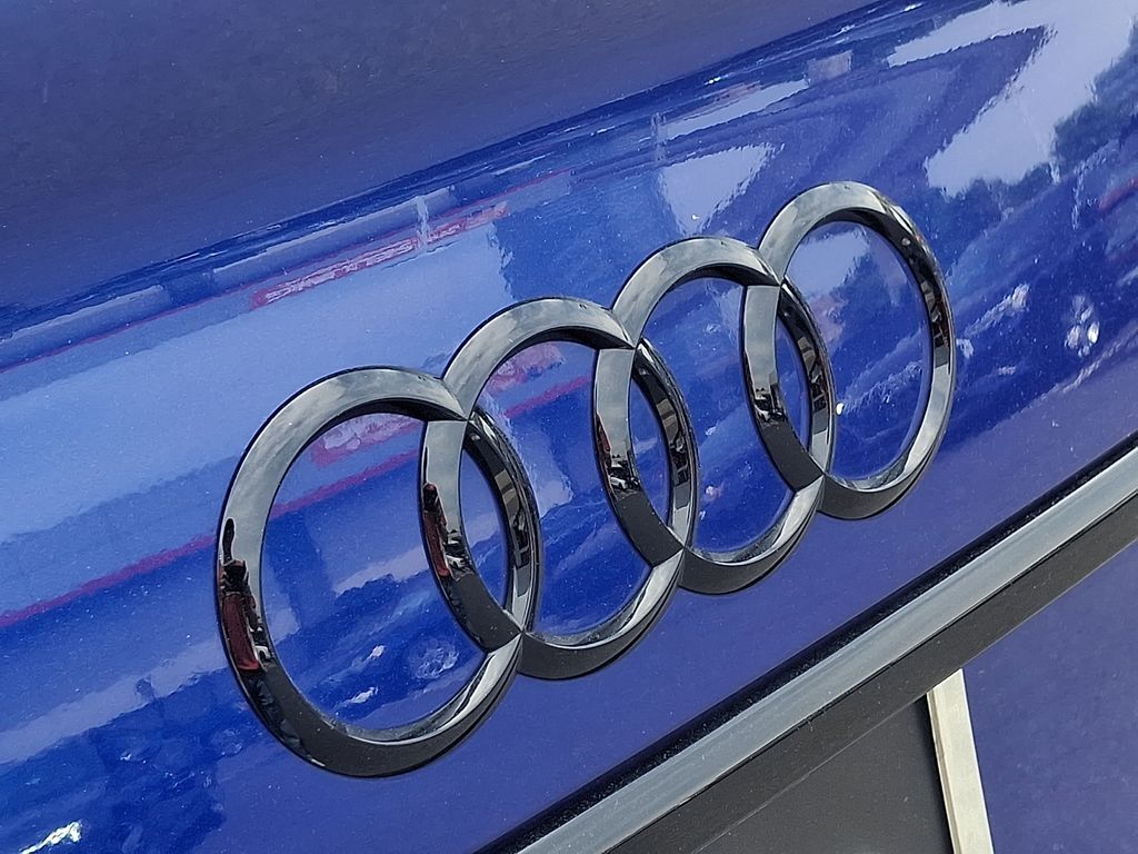 Thumbnail: 2023 Audi SQ5 - 29