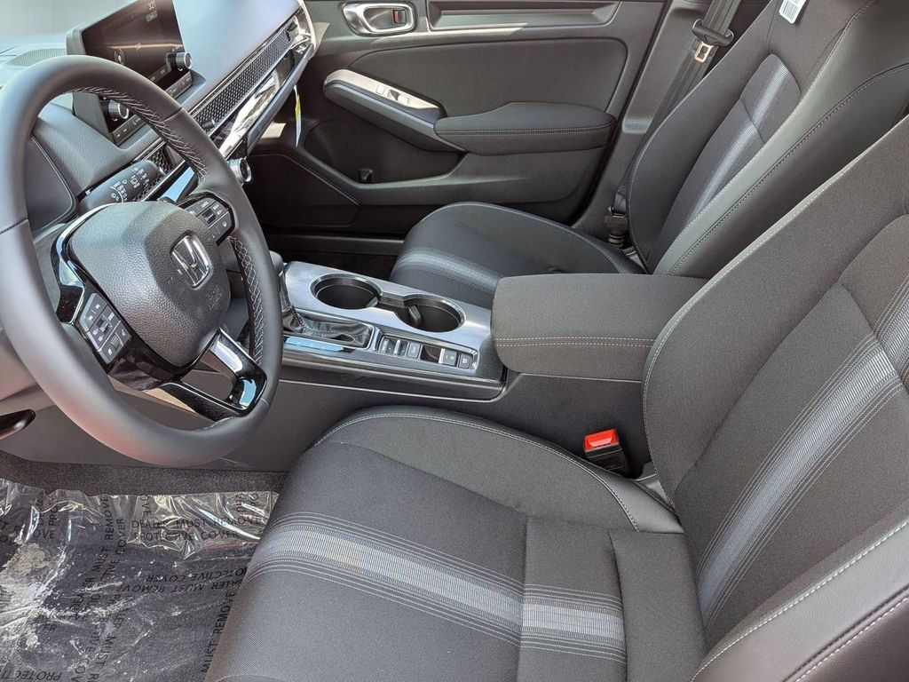 2026 Honda Civic Hatchback Sport - Photo 10