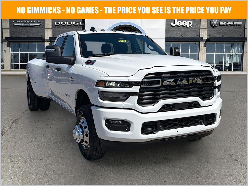 2026 RAM 3500 Big Horn Crew Cab LB DRW 4WD