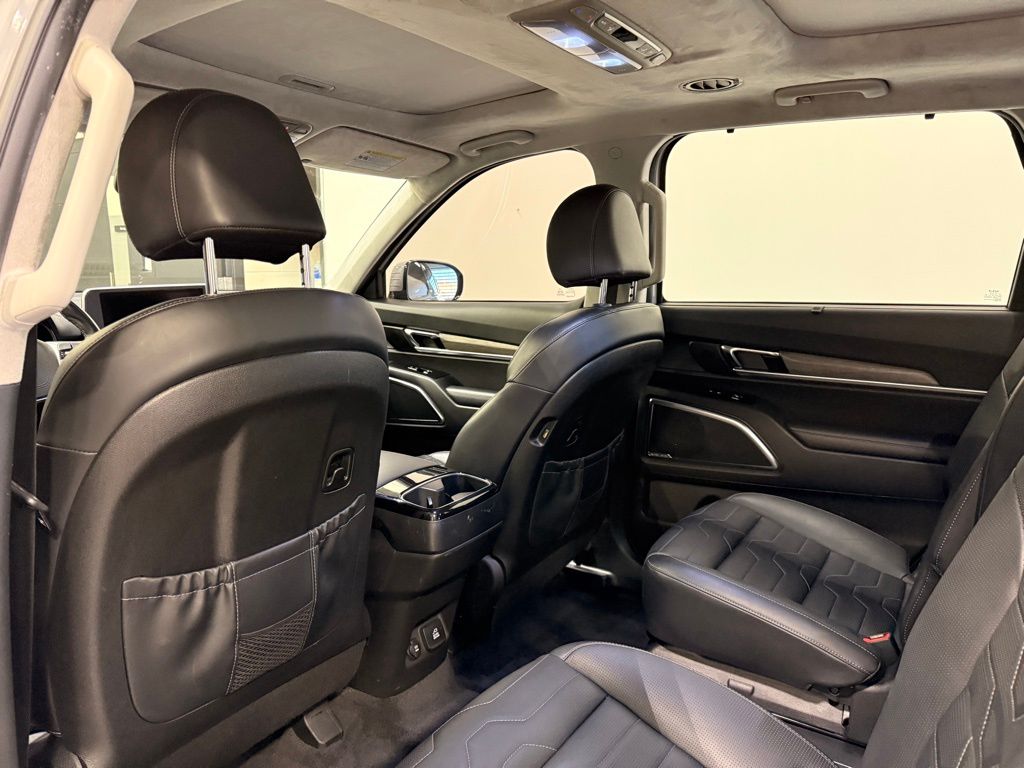 Thumbnail: 2022 Kia Telluride - 21