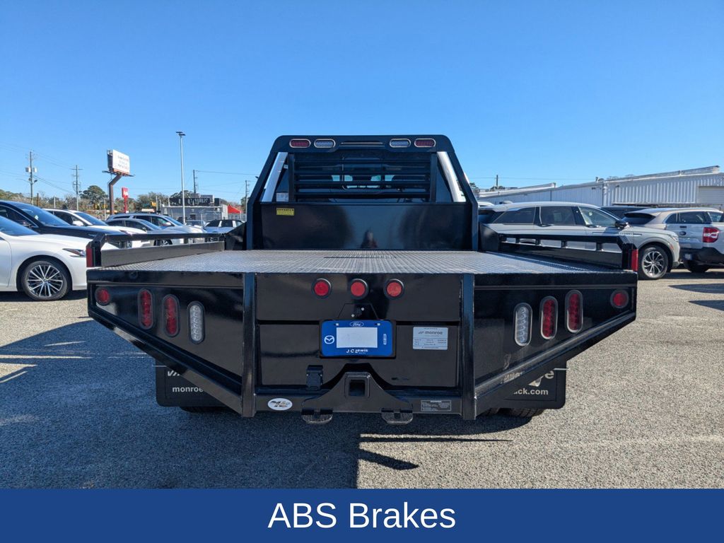 2025 Ford F-350 Chassis XL