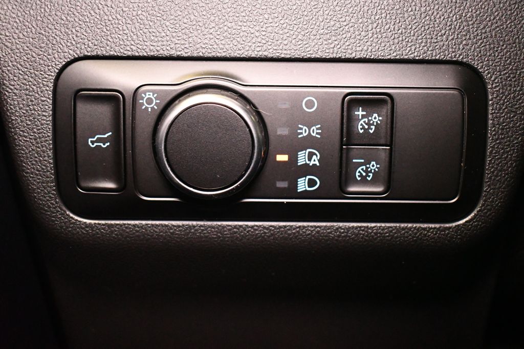 Thumbnail: 2023 Ford Bronco Sport - 21