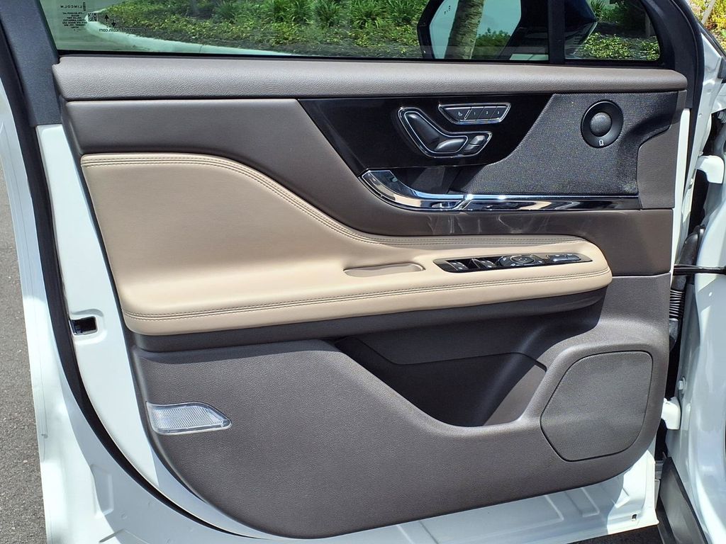 Used 2024 Lincoln Corsair Plug-In Hybrid SUV