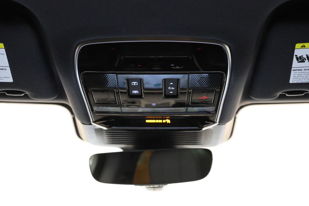 Thumbnail: 2023 Land Rover Range Rover Sport - 14