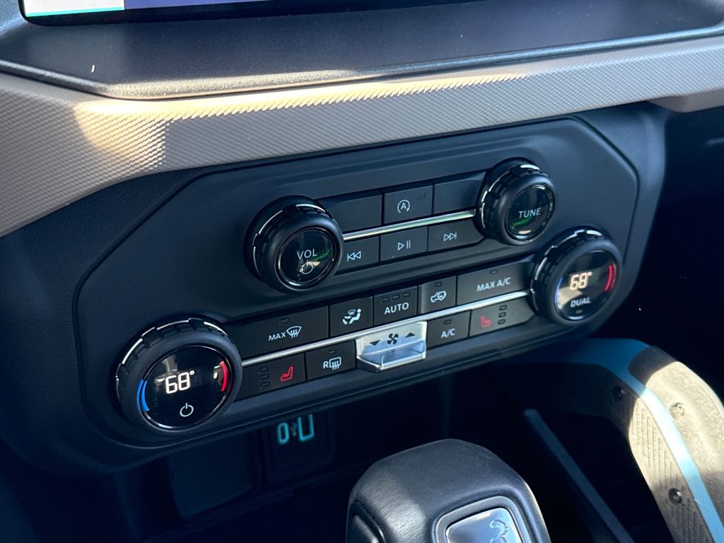 2024 Ford Bronco 2-Door Wildtrak - Photo 23