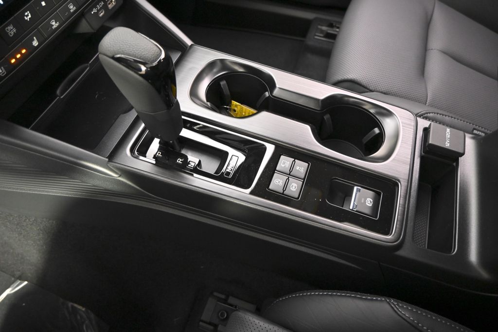 New 2026 Silver Subaru Touring image 31