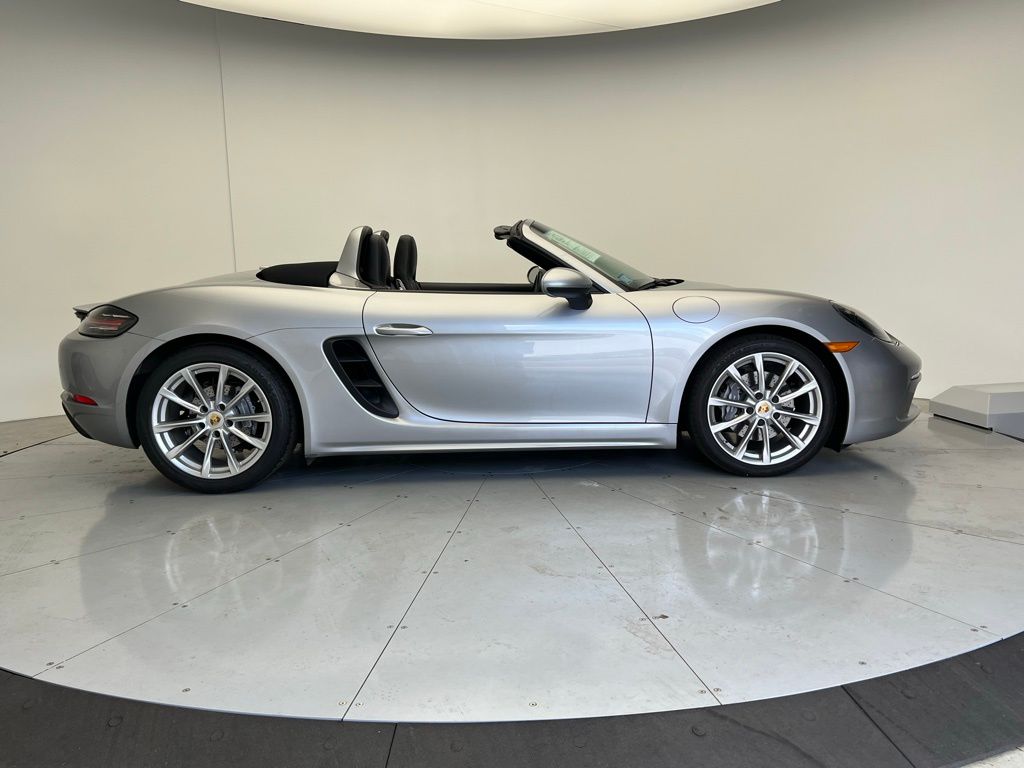 Thumbnail: 2019 Porsche 718 Boxster - 23