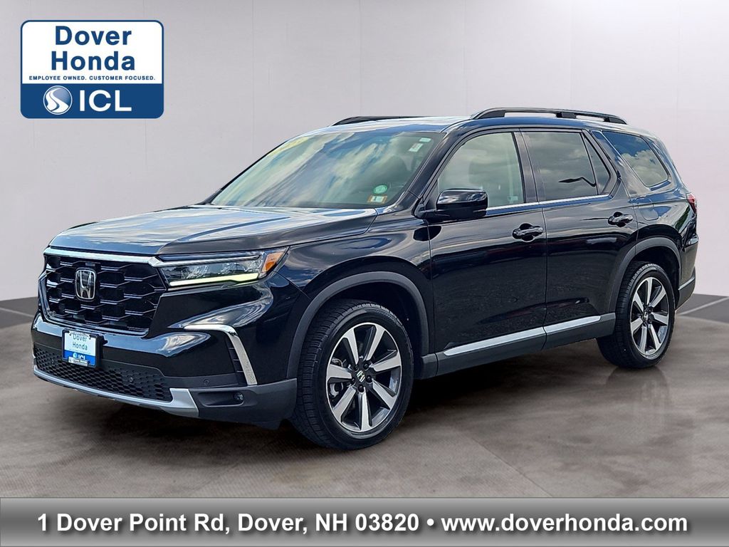 Crystal Black Pearl 2023 Honda Pilot SUV / Crossover All-Wheel Drive Automatic