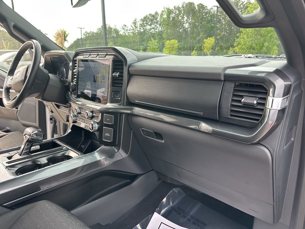 2023 Oxford White Ford F-150 XLT RWD Truck