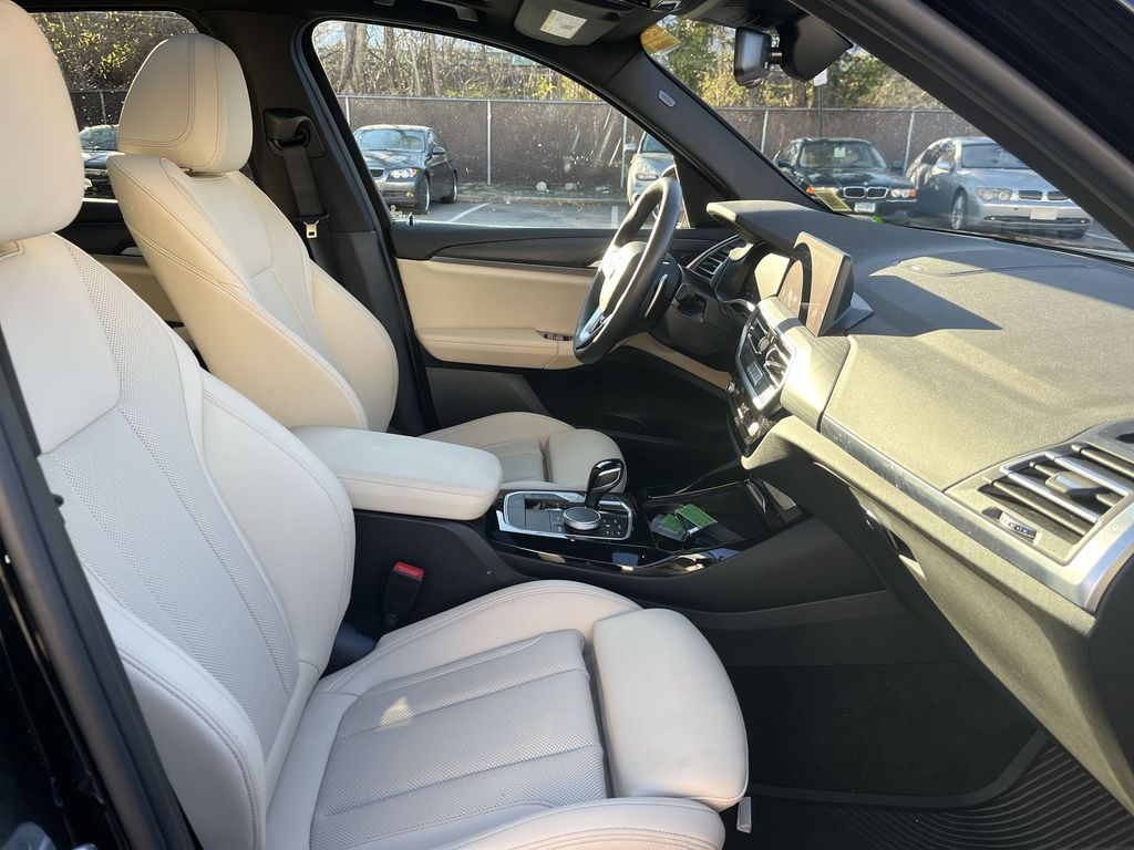 Thumbnail: 2024 BMW X3 - 26