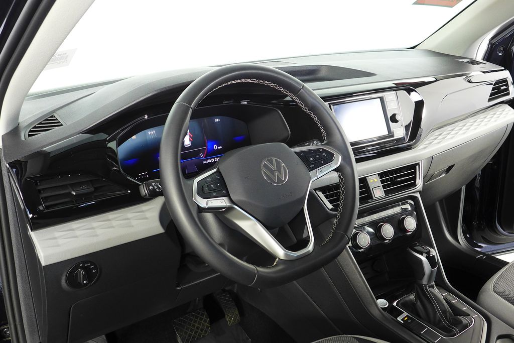 Thumbnail: 2024 Volkswagen Taos - 30