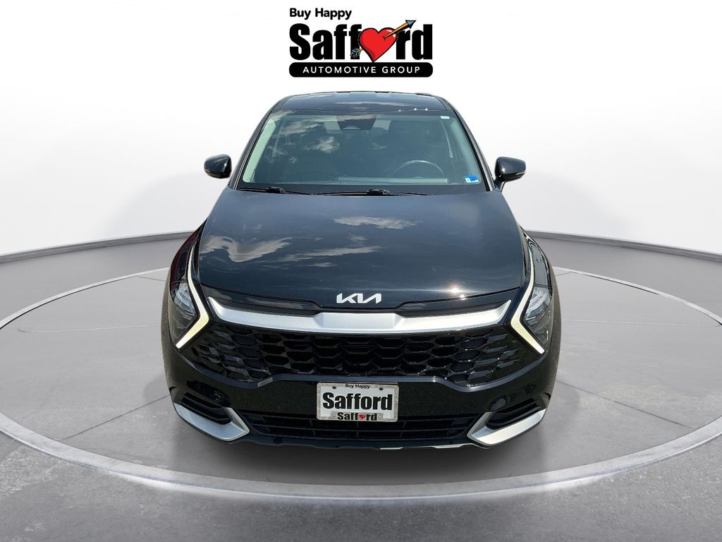 Used 2023 Black Kia EX image 4