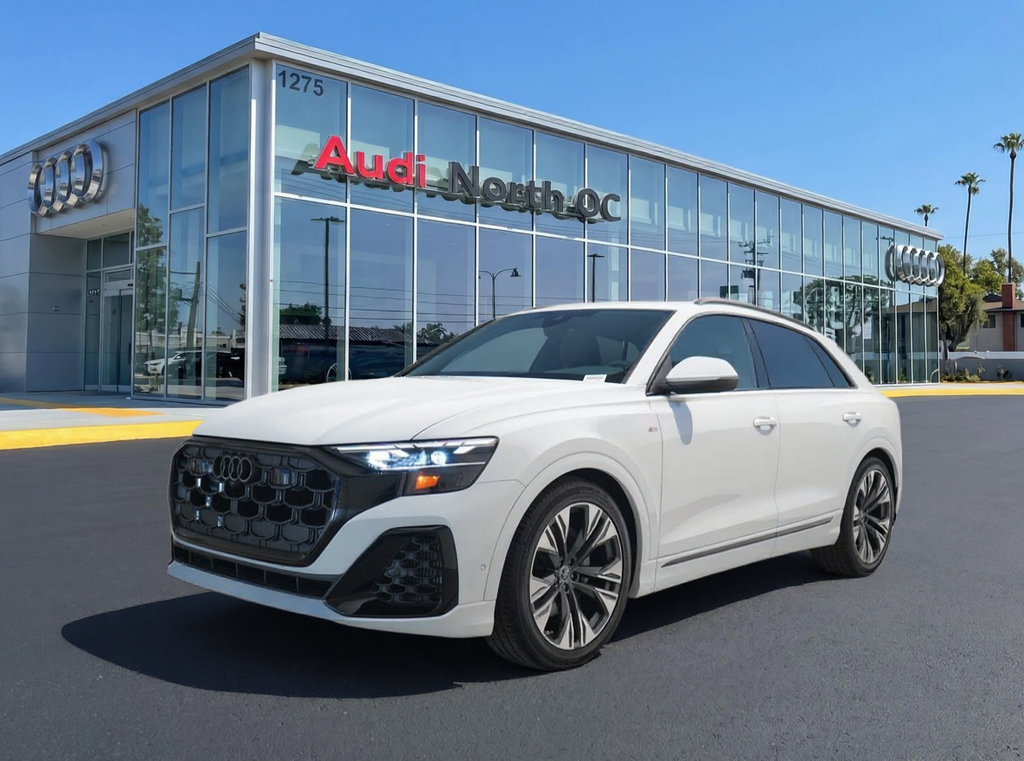 Thumbnail: 2026 Audi Q8 - 1