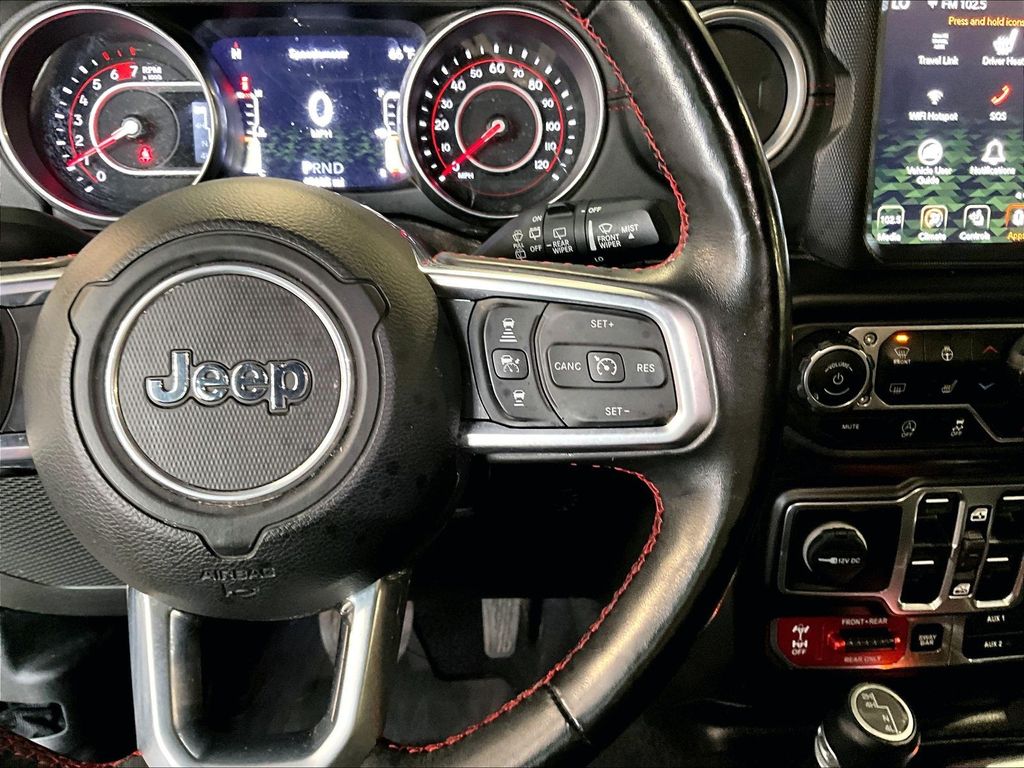 2020 Jeep Wrangler — photo 25