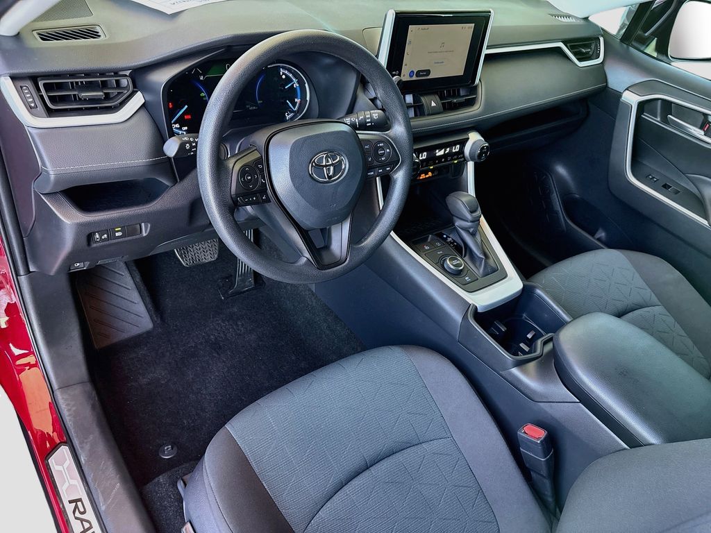Thumbnail: 2025 Toyota RAV4 - 9
