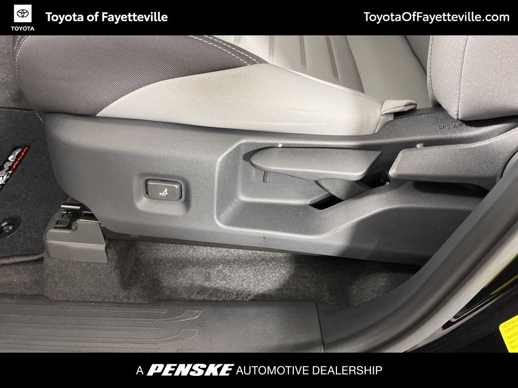 Thumbnail: 2025 Toyota Tacoma - 24