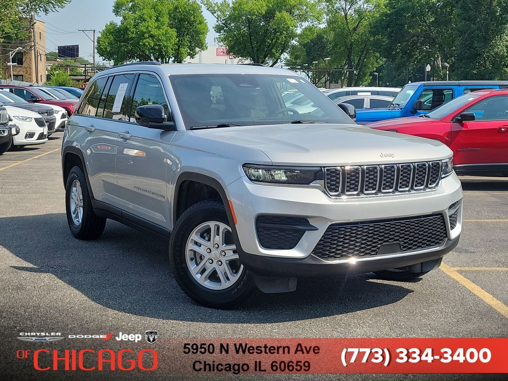 Silver Zynith 2025 Jeep Grand Cherokee SUV / Crossover Four-Wheel Drive 8-Speed Automatic