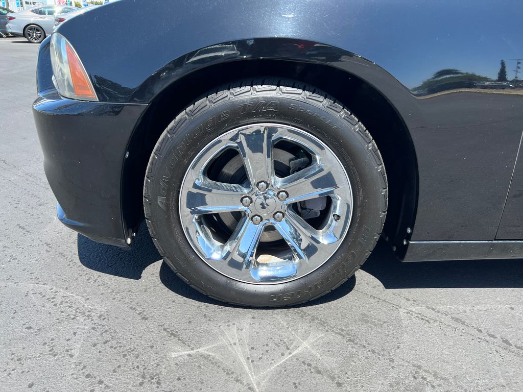 2012 Dodge Charger SE 5