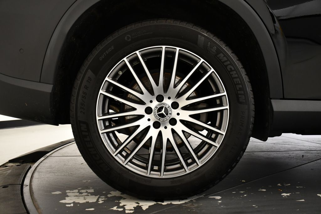 Thumbnail: 2024 Mercedes-Benz GLC - 15