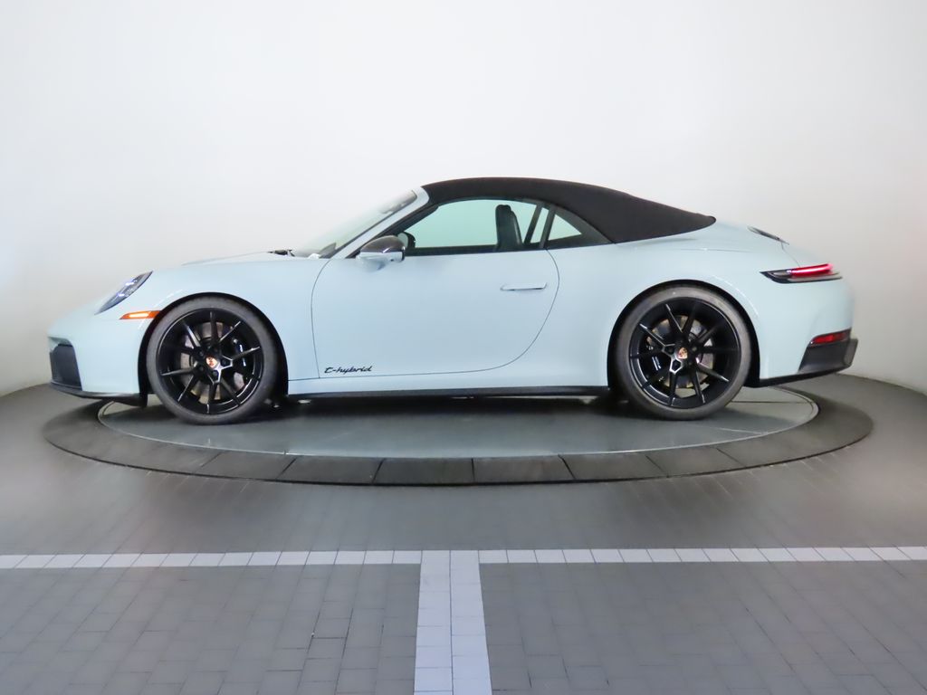 Thumbnail: 2025 Porsche 911 - 2