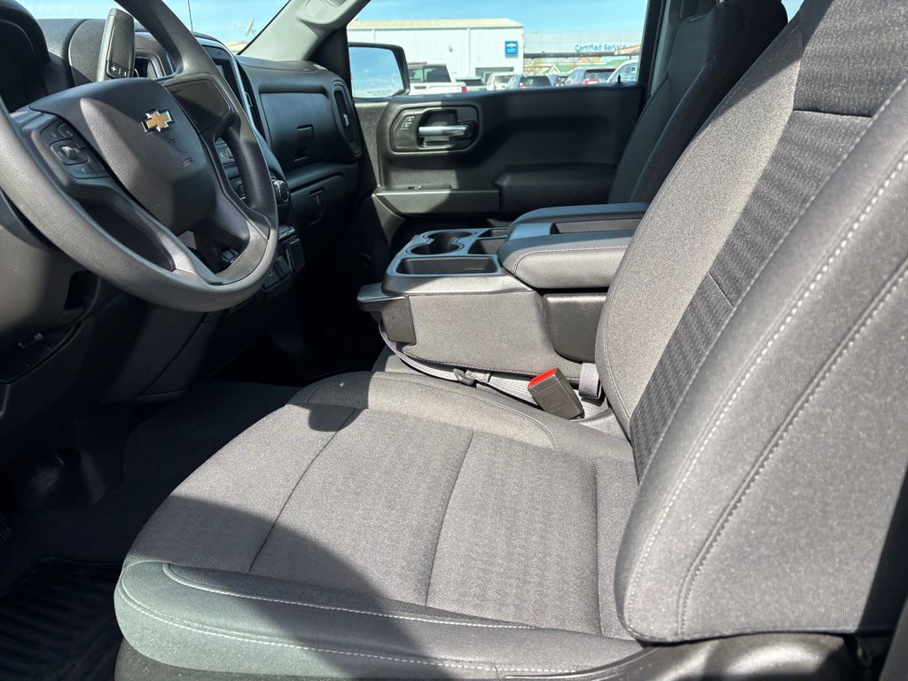 Used Car 2022 Chevrolet Silverado 1500  Custom For Sale Under $35,000 In Austin, Texas