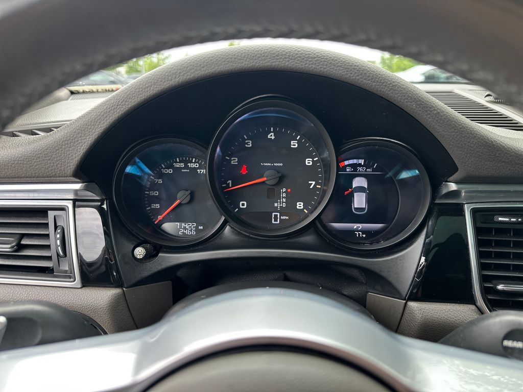 Used Car 2018 Porsche Macan  For Sale Under $25,000 In Austin, Texas