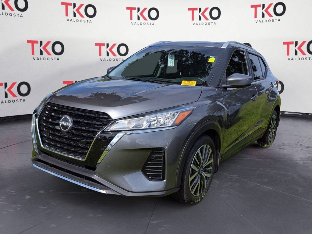 Used 2024 Nissan Kicks SUV