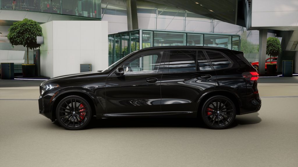 2026 BMW X5 M60i 4