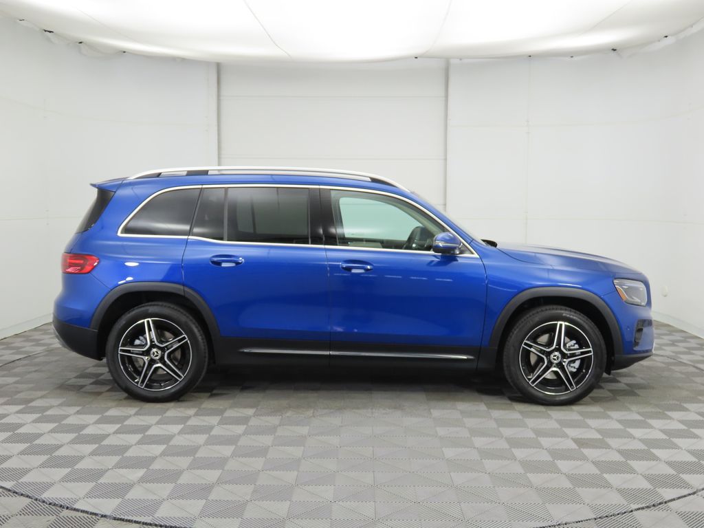 Thumbnail: 2026 Mercedes-Benz GLB - 4