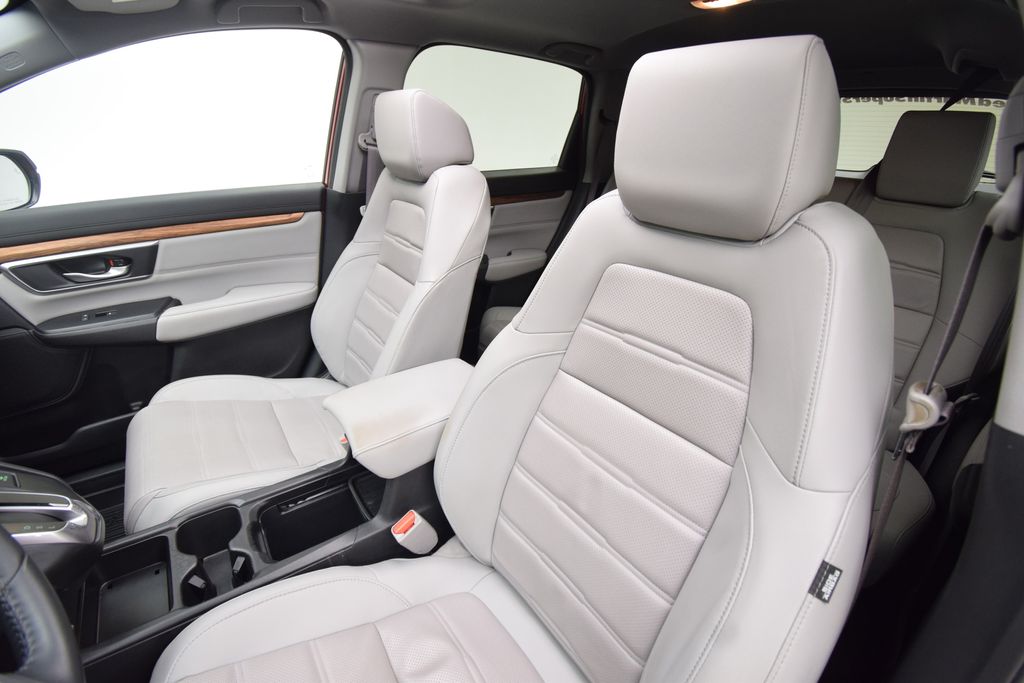 used 2021 Honda CR-V car, priced at $25,000