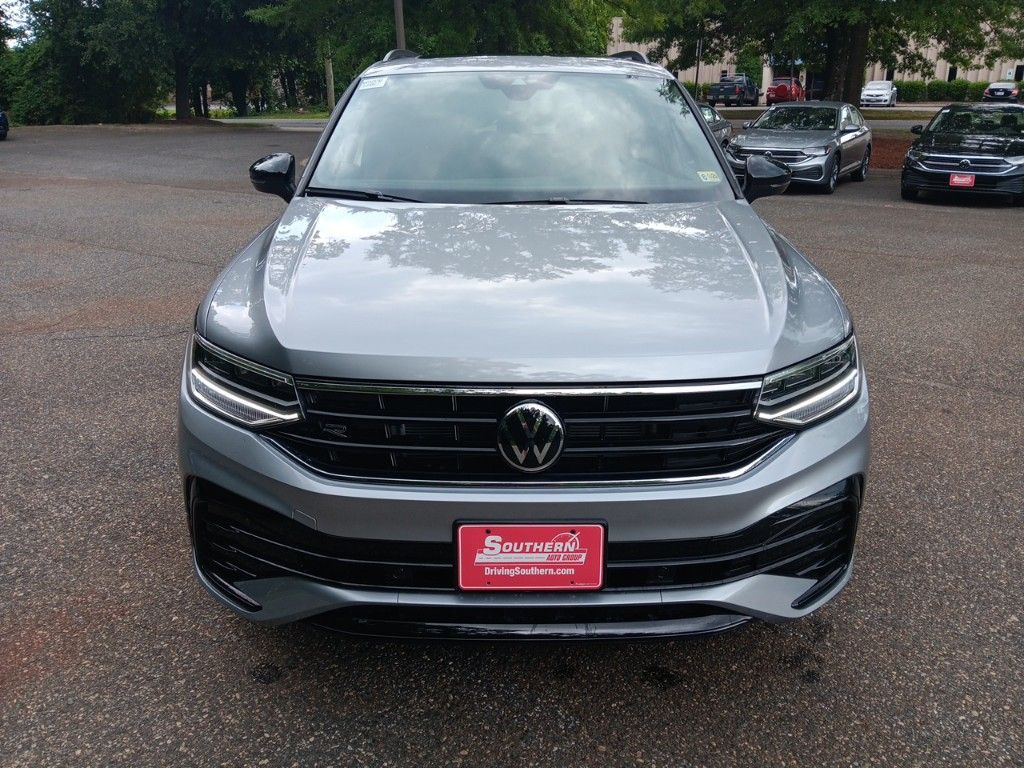 2024 Volkswagen Tiguan 2.0T SE R-Line Black 8