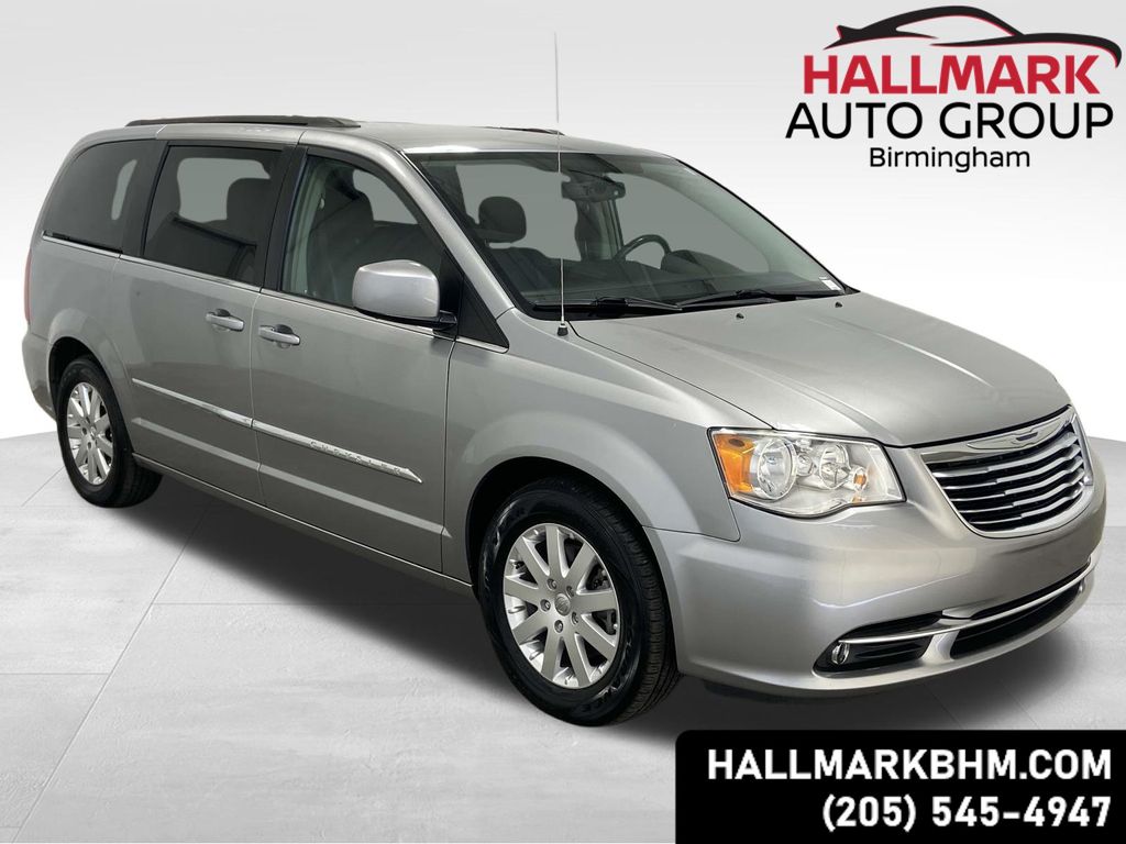 2016 Chrysler Town & Country Touring